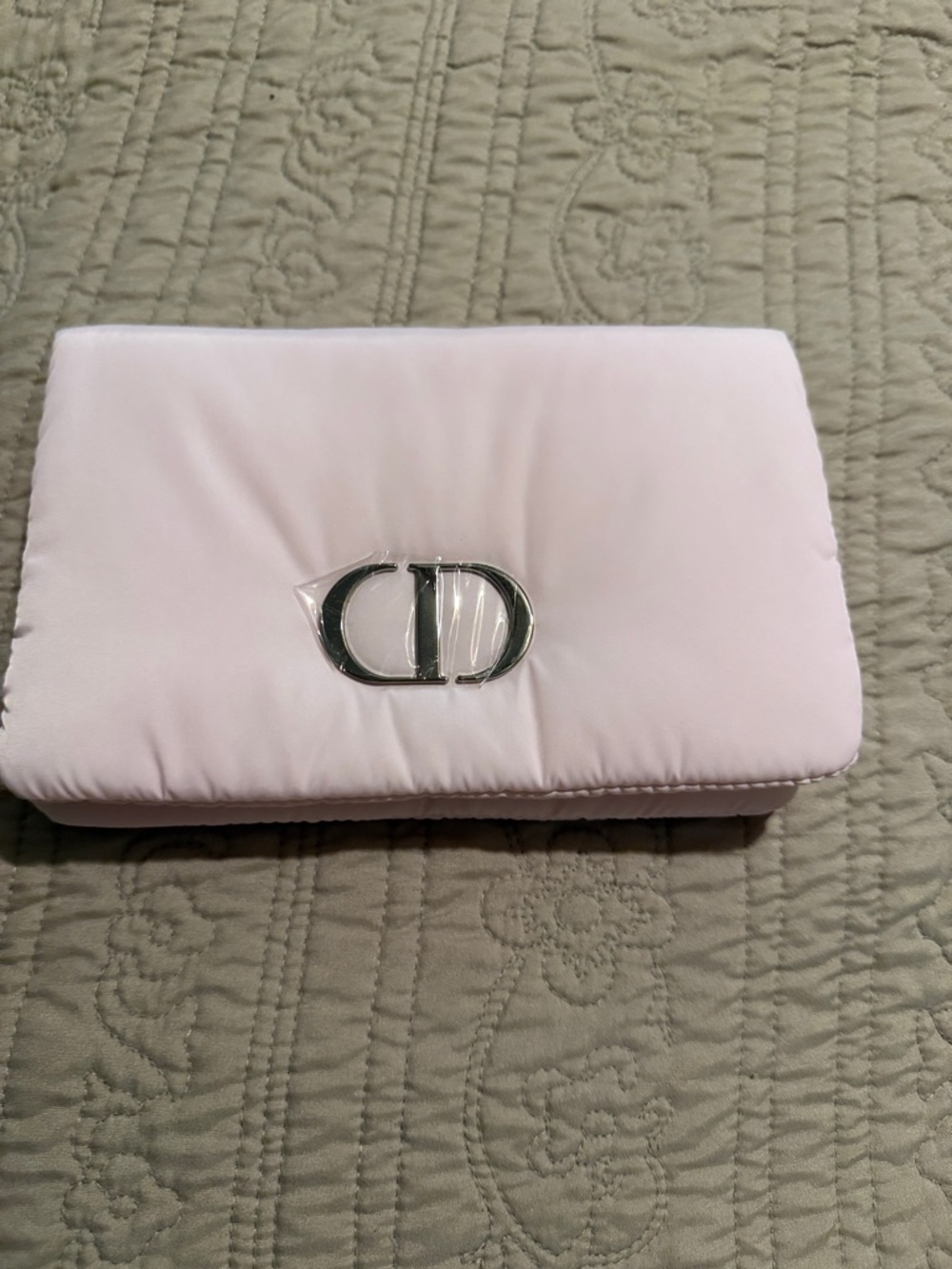Dior Pink Cosmetics Bag - Picture 3 of 11